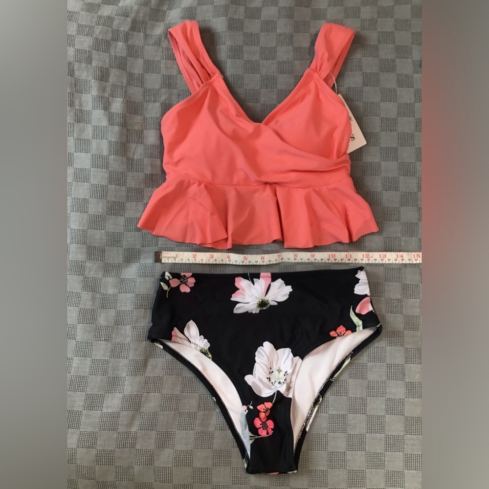 NWT Beachsissi Bathing Suit Sz sm